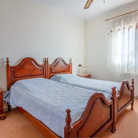 3 Bedroom Stunning Home In Torrevieja * トレビエハ
