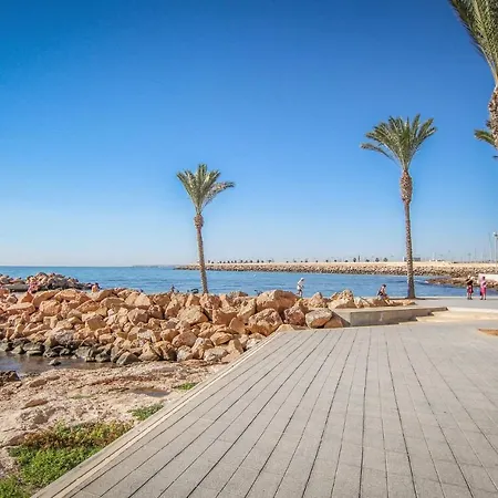 3 Bedroom Stunning Home In Torrevieja トレビエハ