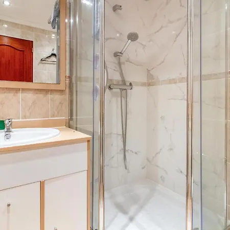 3 Bedroom Stunning Home In Torrevieja 別荘