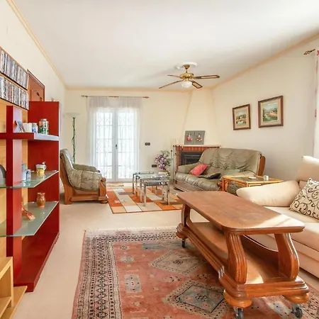 3 Bedroom Stunning Home In Torrevieja