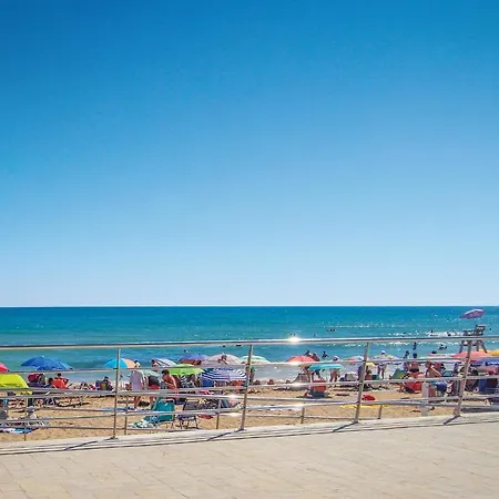 3 Bedroom Stunning Home In Torrevieja Holiday home Torrevieja